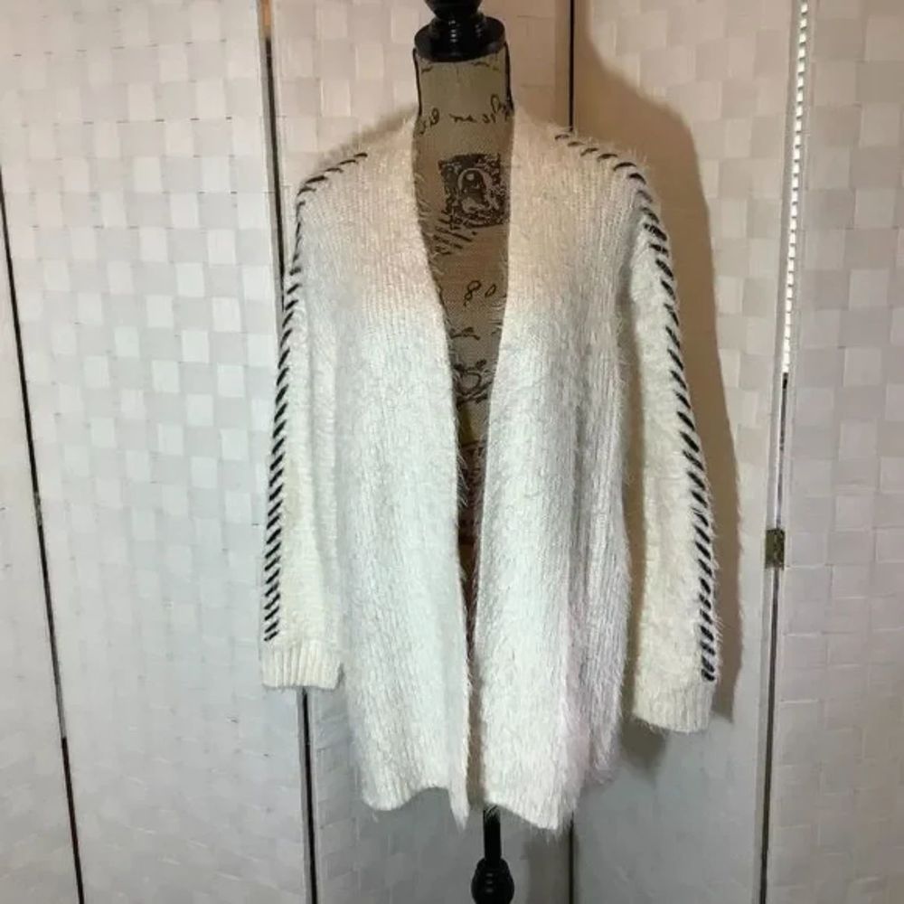 Nwt 1. State ivory eyelash open front cardigan size 1X